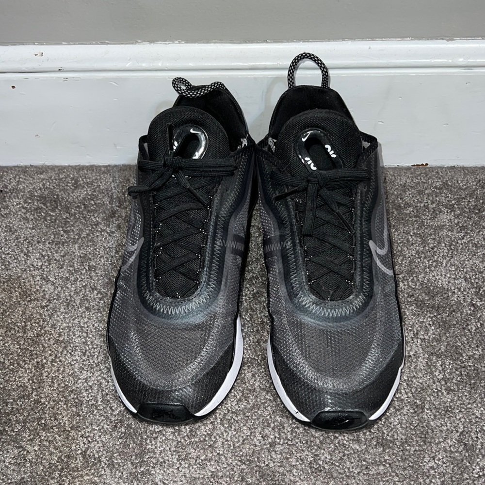 Nike 290